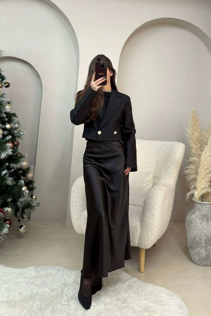 XHAKETE E SHKURTER ME DY BUTONA PER FEMRA NE NGJYRE TE ZEZE - 2