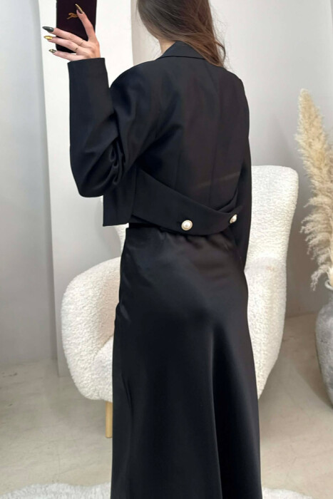 XHAKETE E SHKURTER ME DY BUTONA PER FEMRA NE NGJYRE TE ZEZE - 4