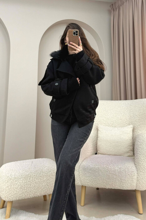 XHAKETE E SHKURTER NJE NGJYRESHE ME GEZOF TE SHKEPUTSHEM PER FEMRA NE NGJYRE TE ZEZE - 3