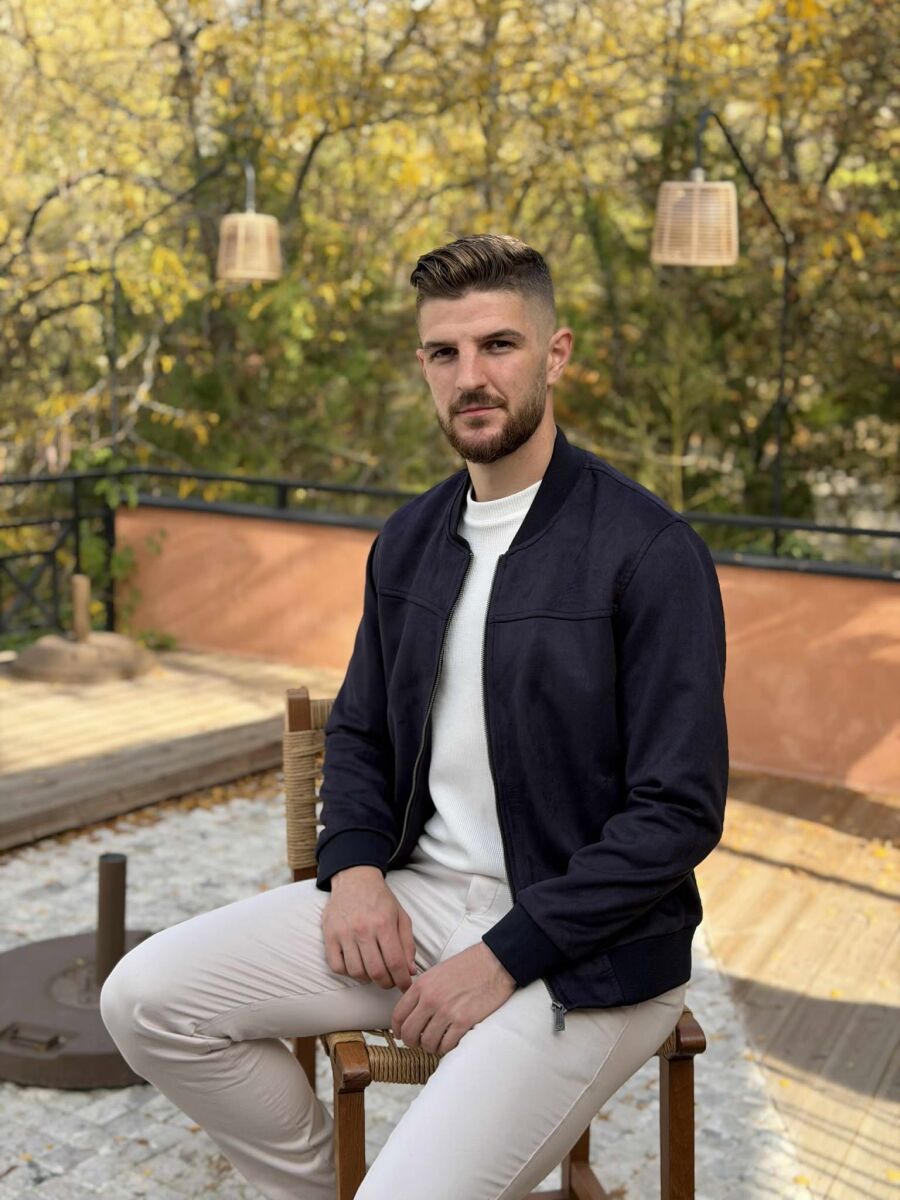 XHAKETË E THJESHTË NJË NGJYRËSHE PËR MESHKUJ NË NGJYRË BLU - 2