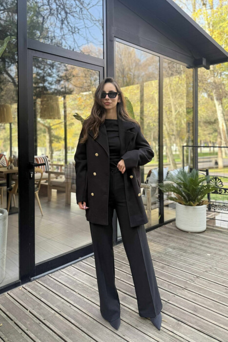 XHAKETE E THJESHTE ME DETAJIN E BUTONAVE GOLD PER FEMRA NE NGJYRE TE ZEZE - 4