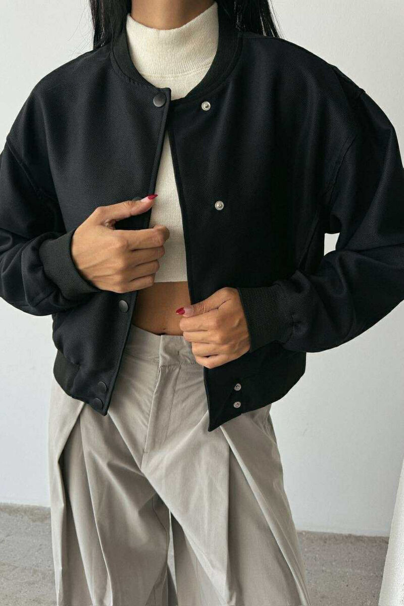 XHAKETË E THJESHTË NJË NGJYRËSHE ME KOPSA PËR FEMRA NË NGJYRË TË ZEZË - 3