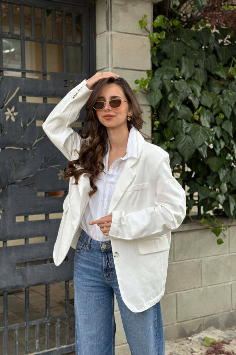 XHAKETE E THJESHTE NJE NGJYESHE PER FEMRA NE NGJYRE TE BARDHE - KLAUDIO FASHION