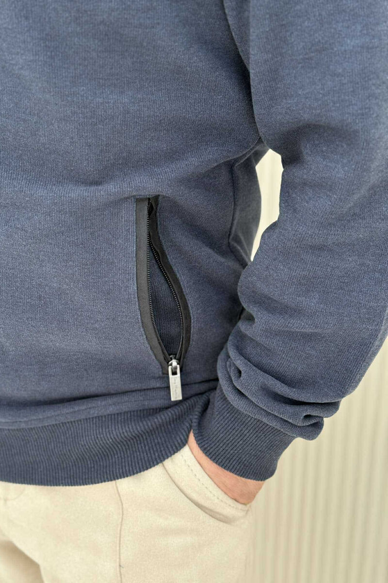 XHAKETË E THJESHTË NJËNGJYRËSHE ME ZINXHIR PËR MESHKUJ NË NGJYRËN BLU TË ERRËT - 4