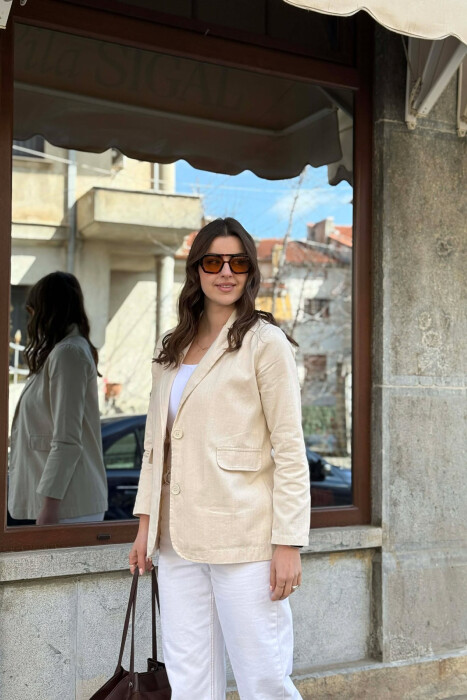 XHAKETE E THJESHTE NJE NGJYRESHE PER FEMRA NE NGJYRE KREM - KLAUDIO FASHION