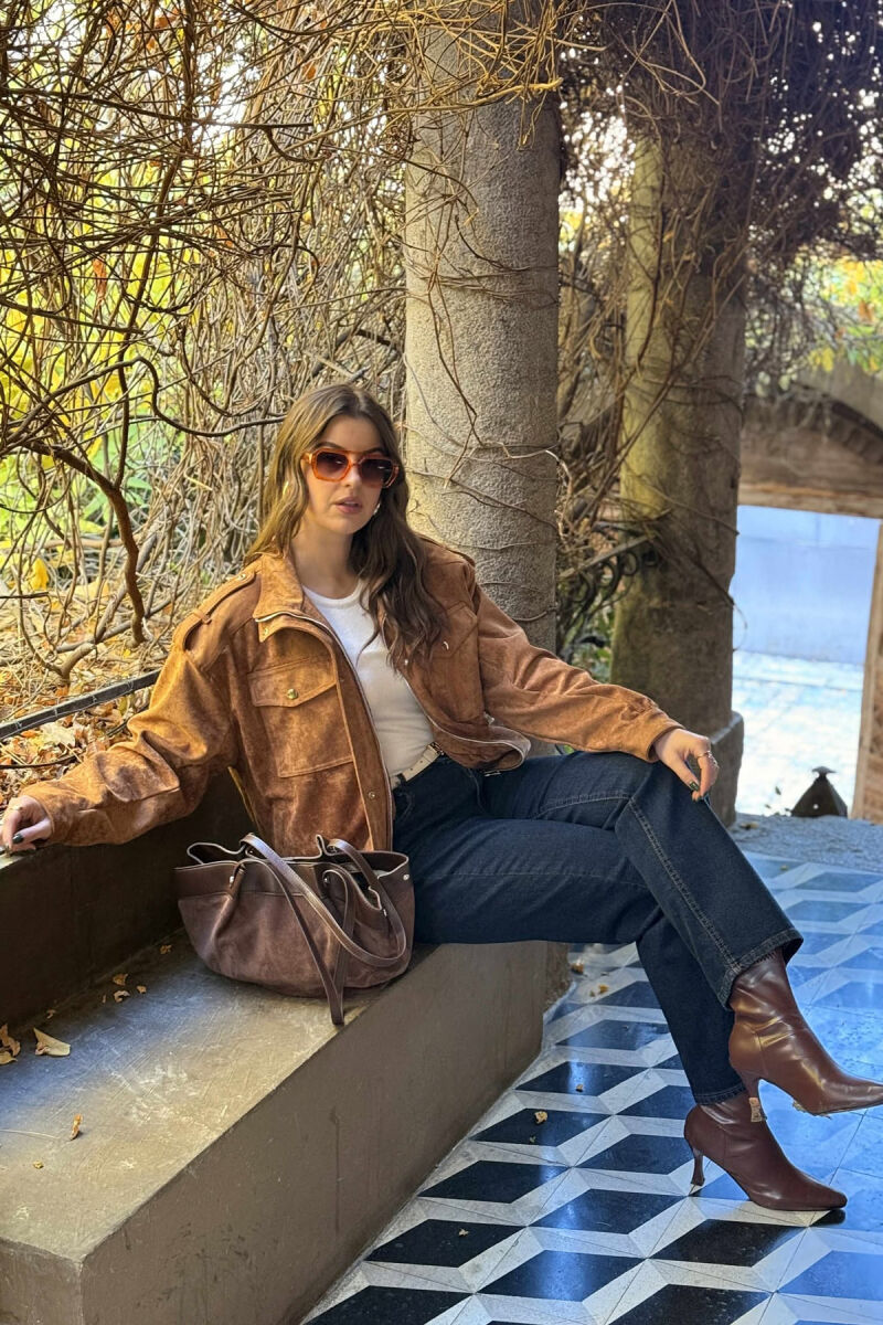 XHAKETË KAMOSH ME ZINXHIR DHE BUTONA PËR FEMRA NË NGJYRË KAFE - 6