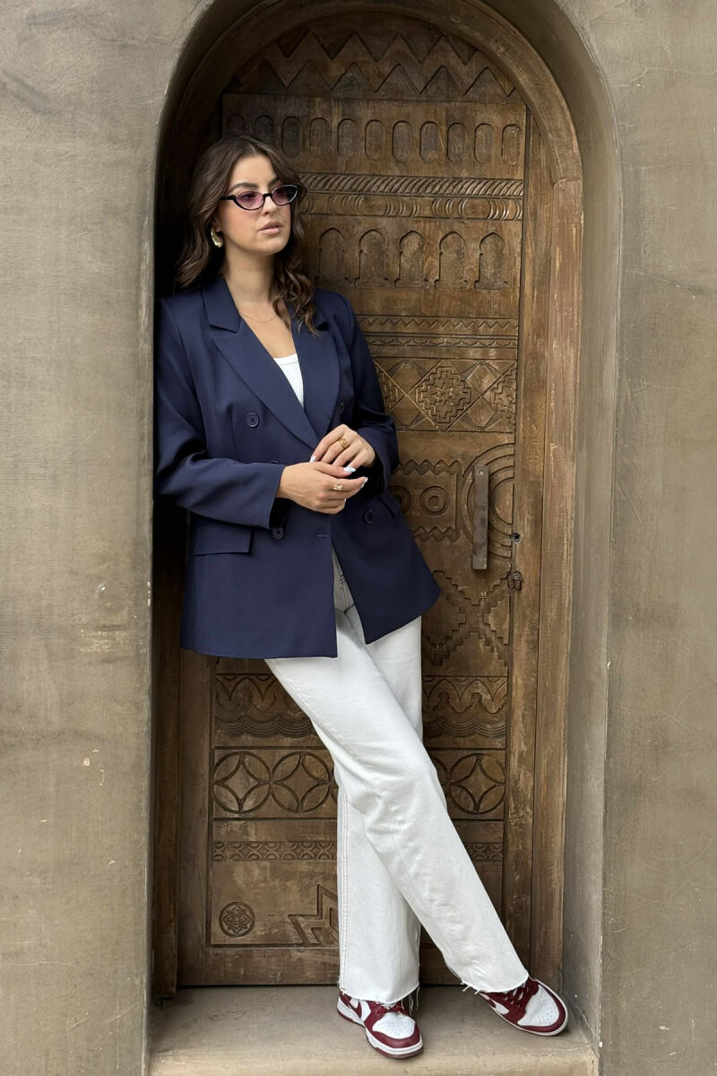 XHAKETË KLASIKE E THJESHTË NJËNGJYRËSHE PËR FEMRA NË NGJYRËN BLU - 1