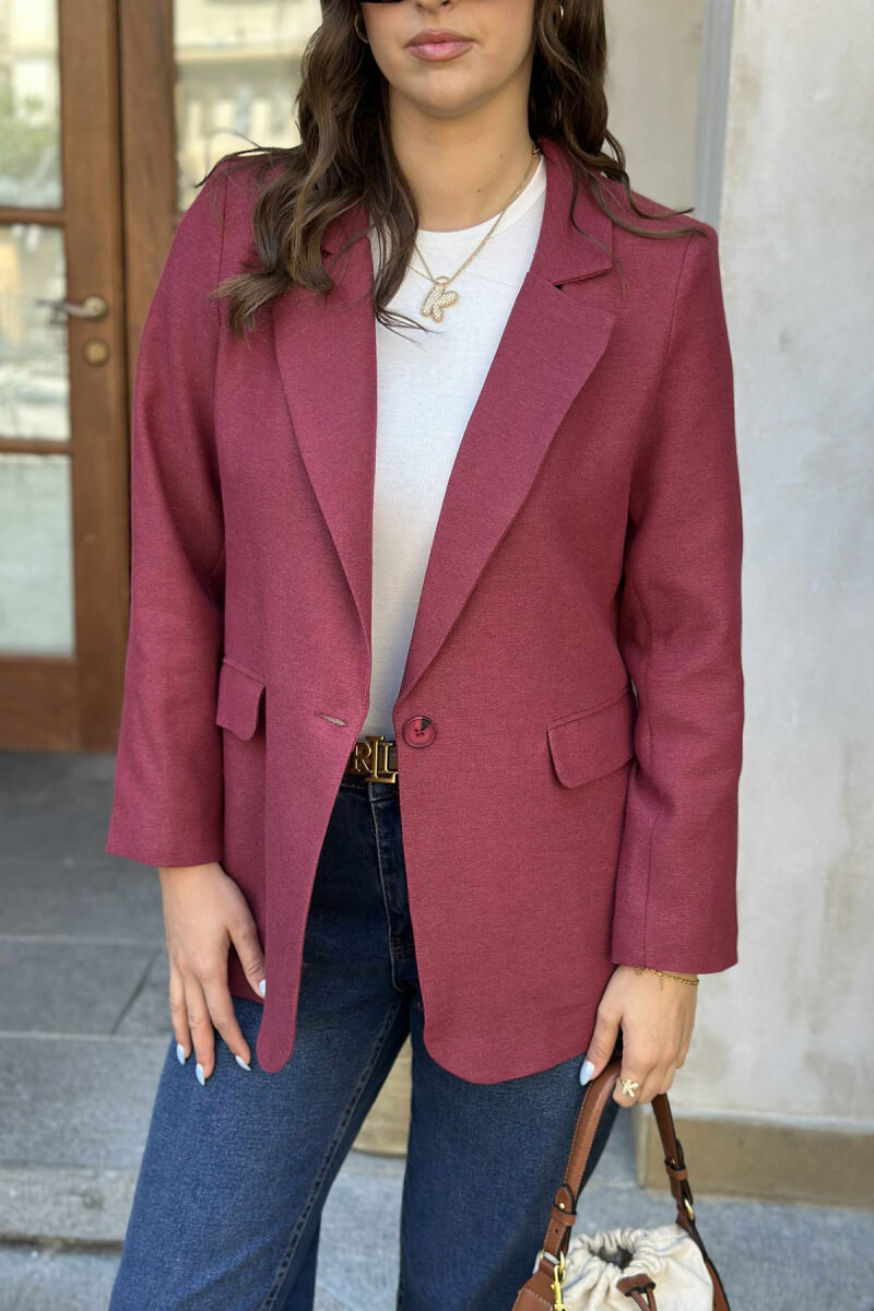 XHAKETË KLASIKE E THJESHTË NJË NGJJYRËSHE PËR FEMRA NË NGJYRËN VISHNJË - 4