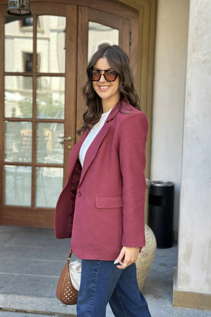 XHAKETË KLASIKE E THJESHTË NJË NGJJYRËSHE PËR FEMRA NË NGJYRËN VISHNJË - 2