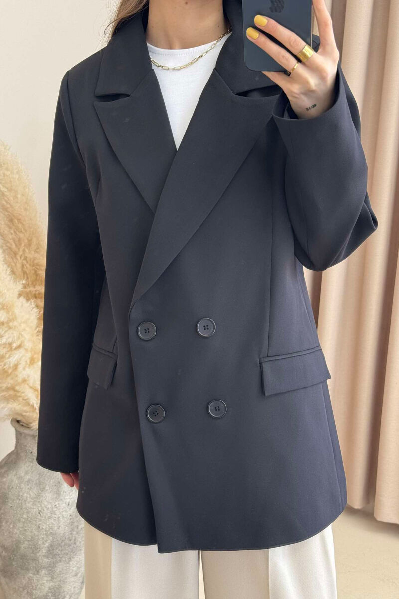 XHAKETË KLASIKE E THJESHTË PËR FEMRA NË NGJYRËN E ZEZË - 4