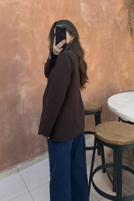 XHAKETË KLASIKE NJË NGJYRËSHE PËR FEMRA NË NGJYRË KAFE TË ERRËT - 7