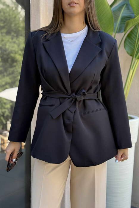 XHAKETË KLASIKE NJËNGJYRËSHE PËR FEMRA NË NGJYRËN E ZEZË - 5