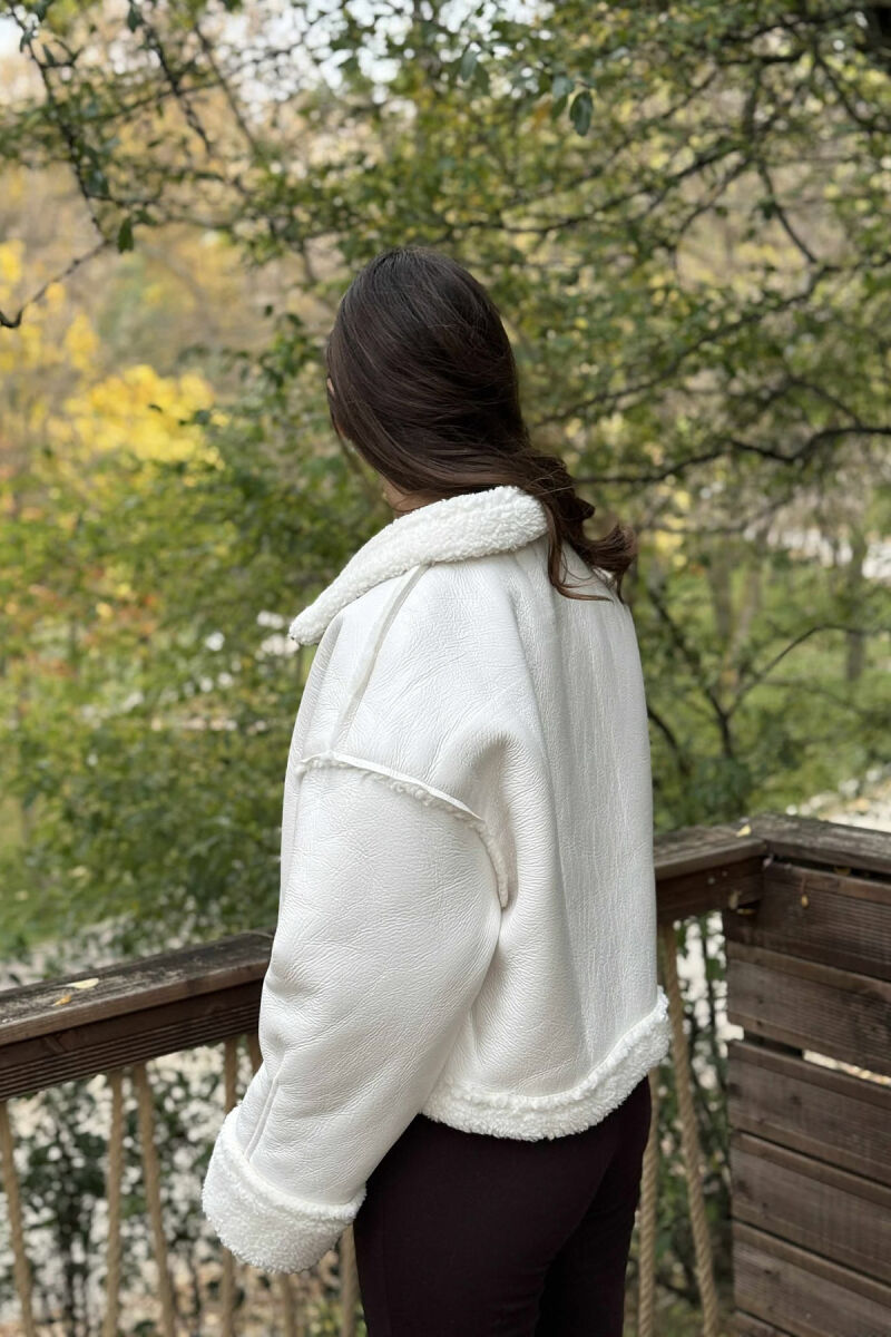 XHAKETË LËKURE ME PUSH PËR FEMRA NË NGJYRËN E BARDHË - 3