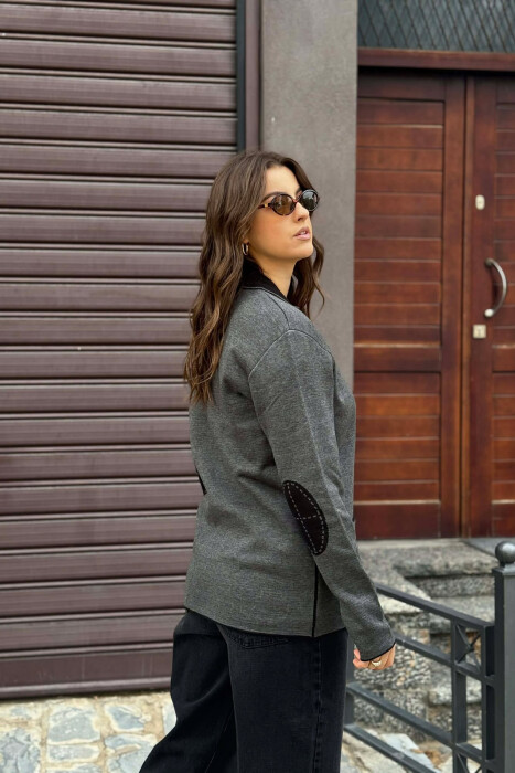 XHAKETË ME KOPSA TË THJESHTA DHE ME DETAJIN E XHEPAVE PËR FEMRA NË NGJYRË GRI TË ERRËT - 2