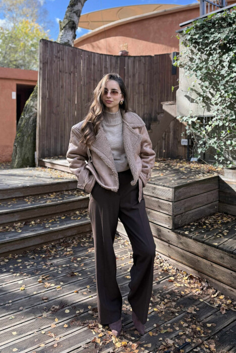 XHAKETË ME PUSH PËR FEMRA NË NGJYRËN KAFE - 4