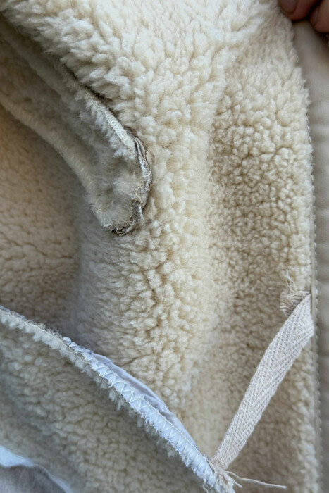 XHAKETË ME PUSH PËR MESHKUJ NË NGJYRËN KREM - 5