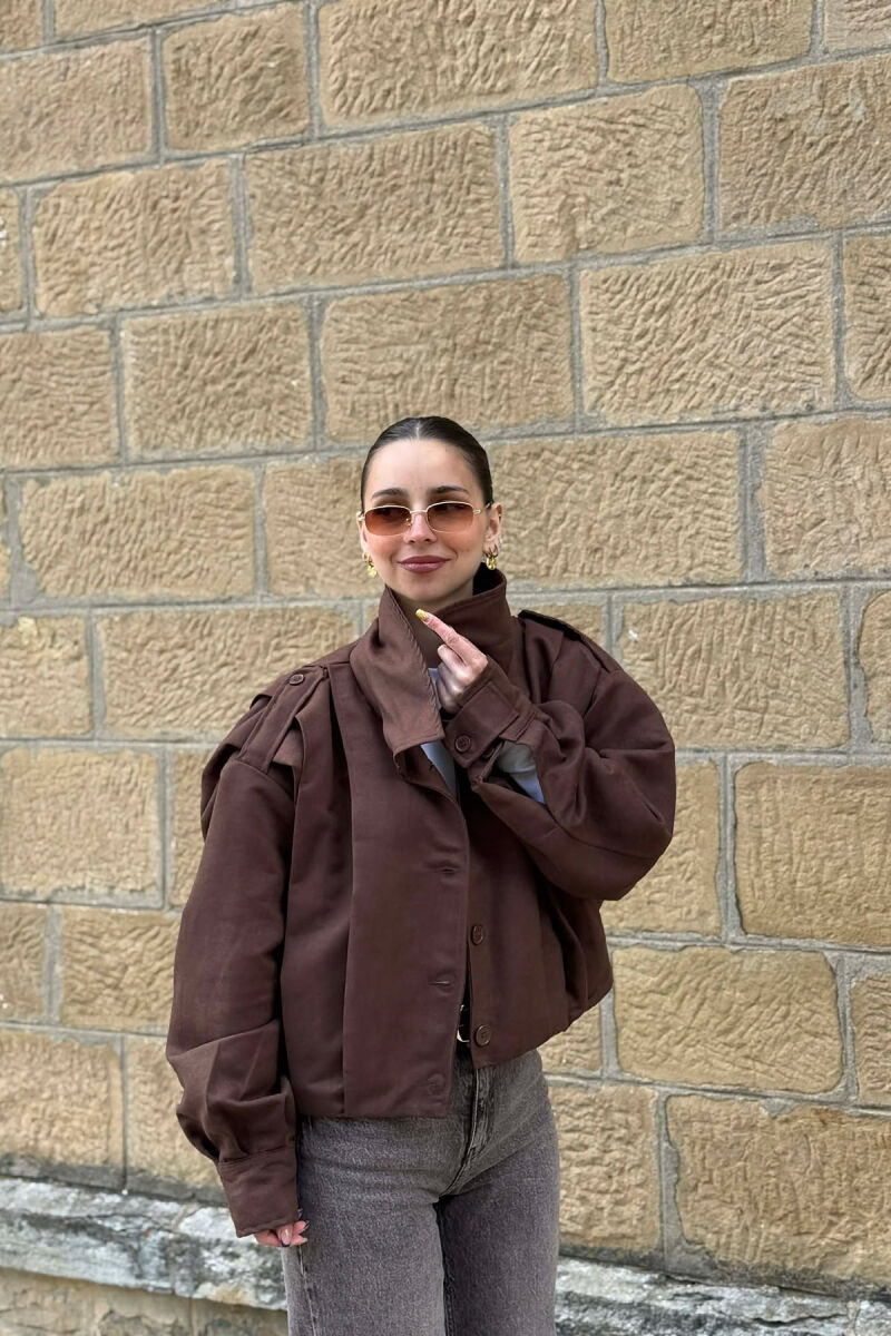 XHAKETE NJE NGJYRESHE ME BUTONA PER FEMRA NE NGJYRE KAFE TE ERRET - 1