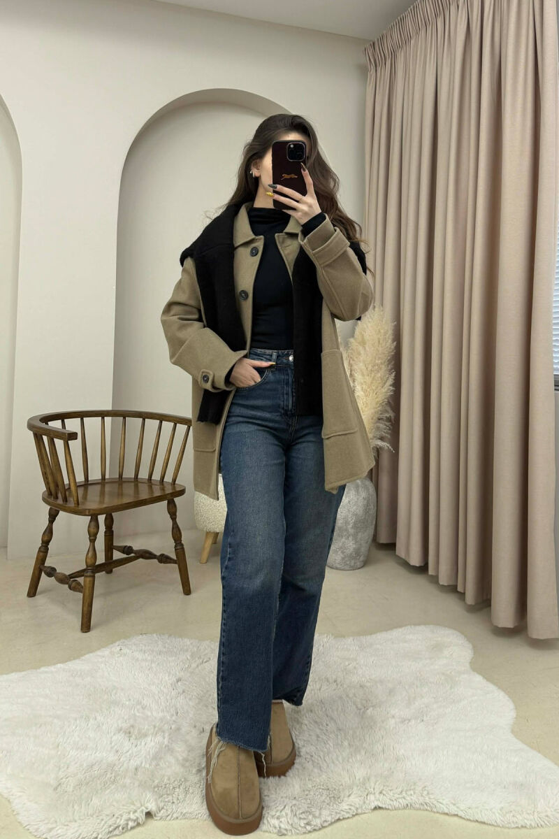 XHAKETE NJE NGJYRESHE ME BUTONA PER FEMRA NE NGJYRE BEZHE TE ERRET - 2