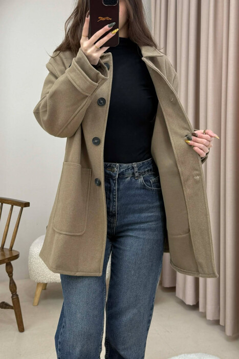 XHAKETE NJE NGJYRESHE ME BUTONA PER FEMRA NE NGJYRE BEZHE TE ERRET - 3