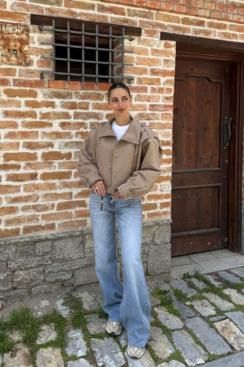 XHAKETE NJE NGJYRESHE ME BUTONA PER FEMRA NE NGJYRE BEZHE TE ERRET - 2