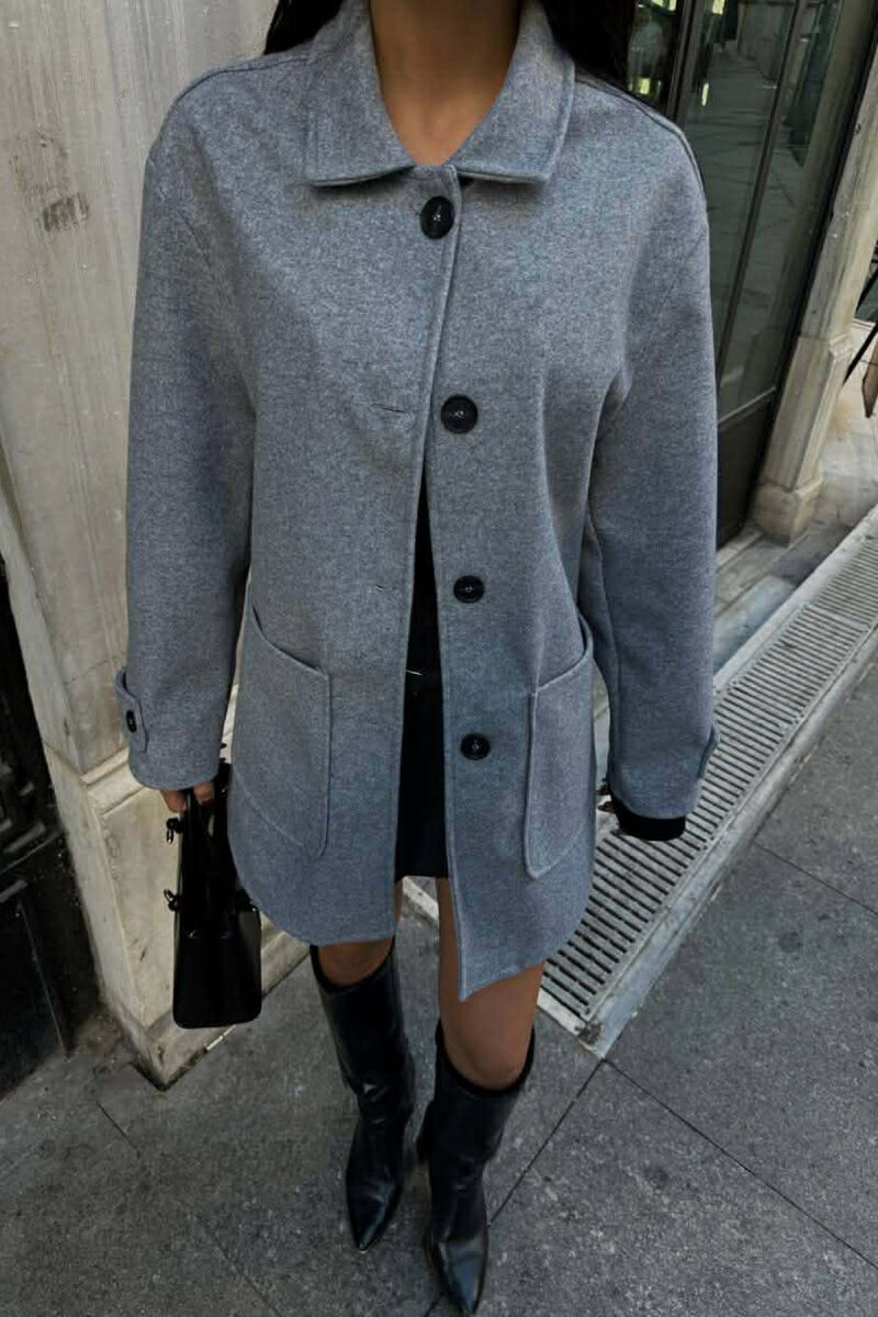 XHAKETE NJE NGJYRESHE ME BUTONA PER FEMRA NE NGJYRE GRI - 4