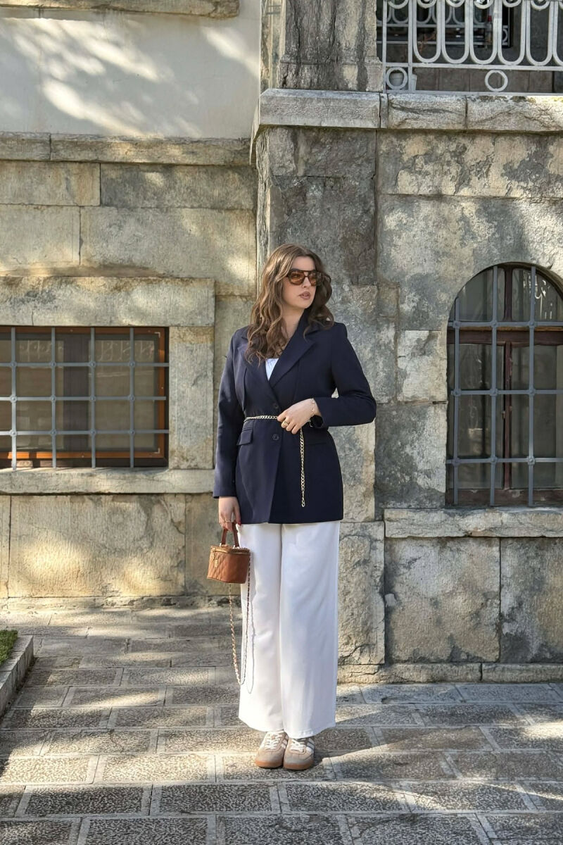 XHAKETE NJE NGJYRESHE ME DETAJ ZINXHIRI PER FEMRA NE NGJYRE BLU - 3