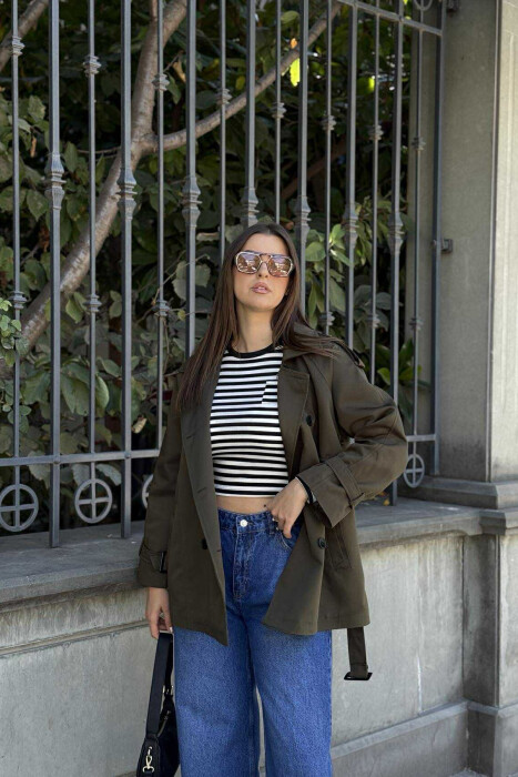 XHAKETË NJË NGJYRËSHE ME DETAJIN E RRIPIT PËR FEMRA NË NGJYRËN JESHILE - 4