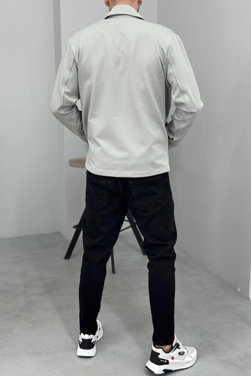 XHAKETË NJË NGJYRËSHE ME DETAJIN E XHEPIT PËR MESHKUJ NË NGJYRË GRI - 2