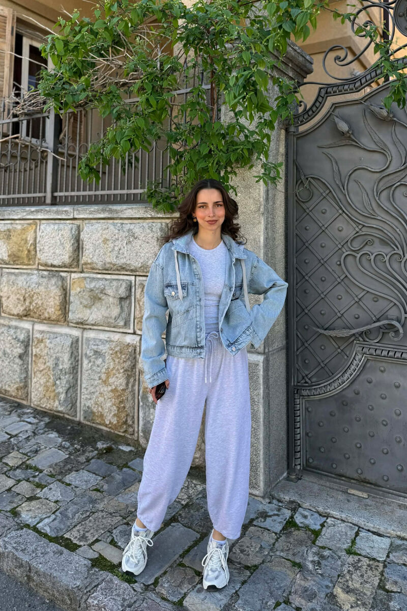 XHAKETE NJE NGJYRESHE ME KAPUÇ PER FEMRA NE NGJYRE BLU TE ZBARDHUR - 2