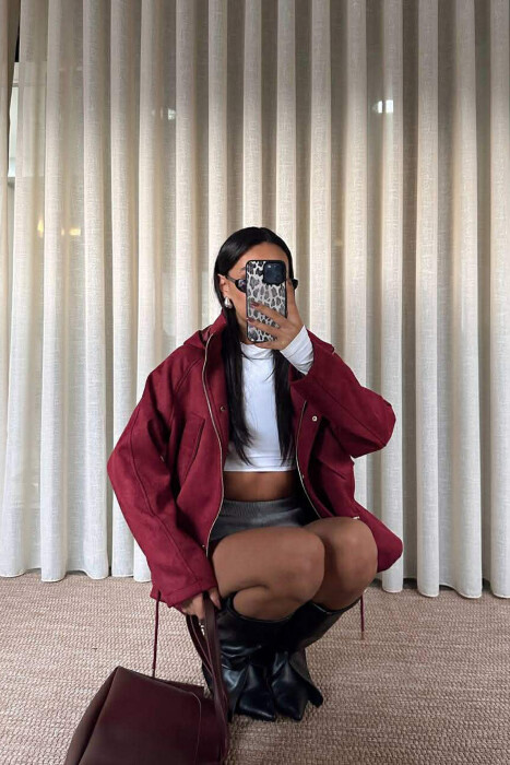 XHAKETE NJE NGJYRESHE ME KAPUC PER FEMRA NE NGJYRE VISHNJE - 2