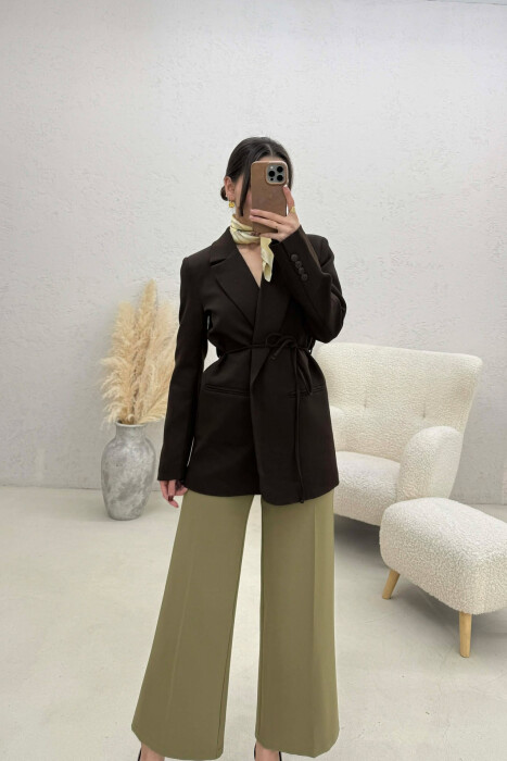 XHAKETË NJË NGJYRËSHE ME DETAJIN E LIDHSES PËR FEMRA NË NGJYRE KAFE - 4