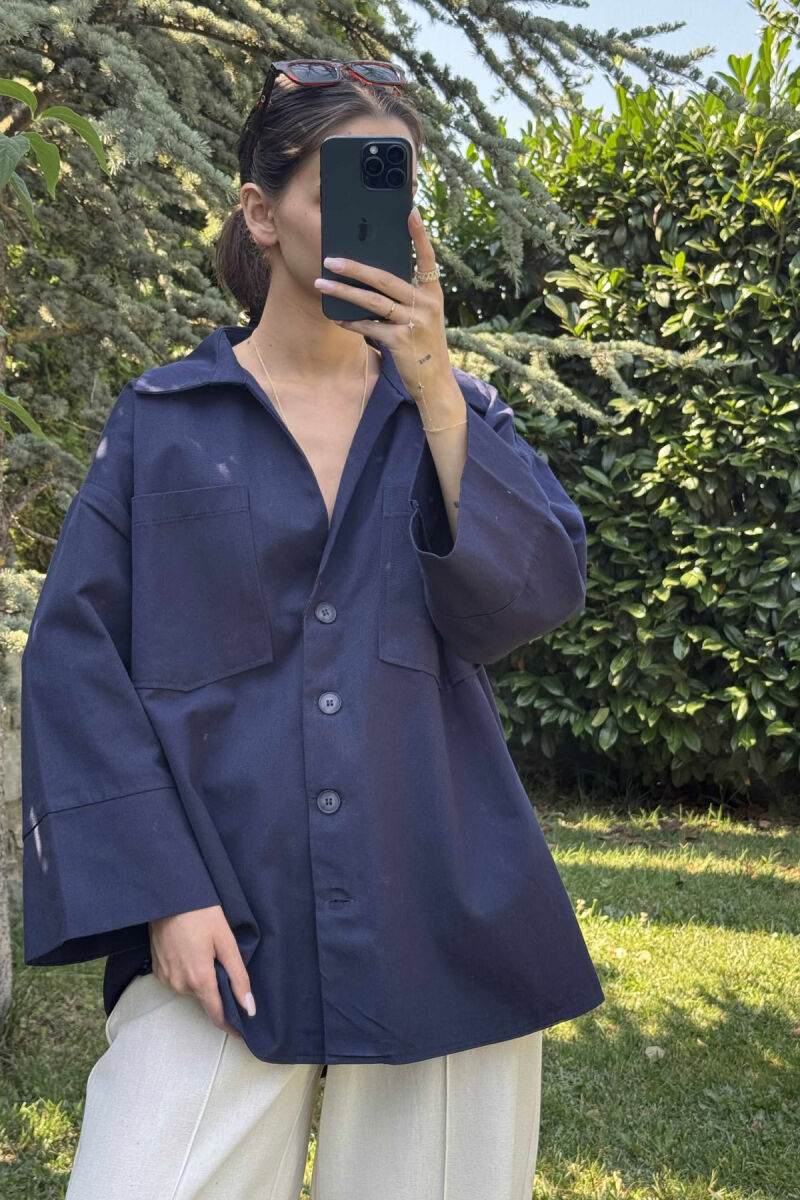 XHAKETË OVERSIZE ME KOPSA PËR FEMRA NE NGJYRE BLU - 4
