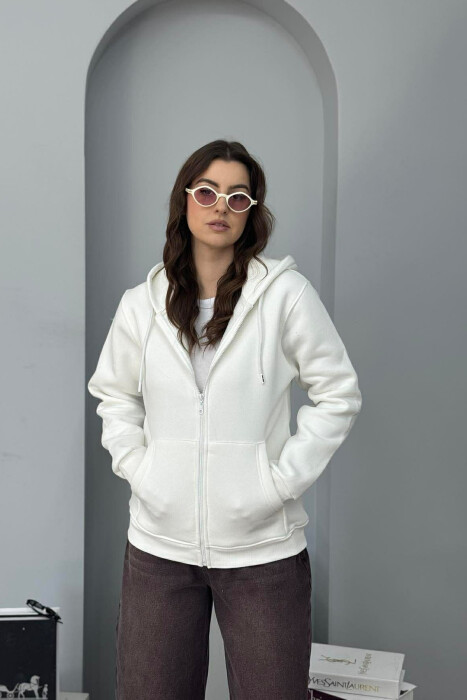 XHAKETE PAMBUKU NJE NGJYRESHE ME PUSH PER FEMRA NE NGJYRE TE BARDHE - KLAUDIO FASHION