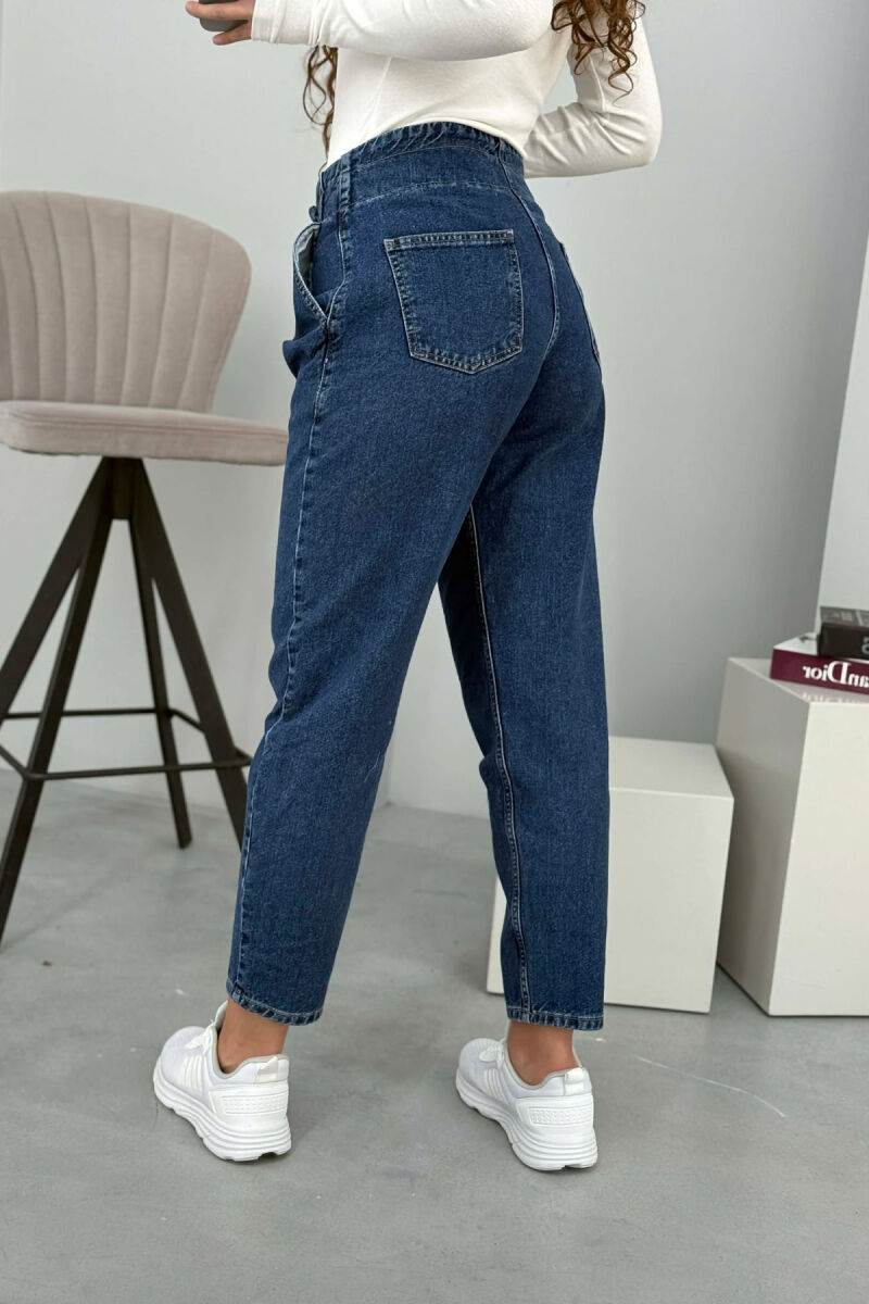 XHINSE ME DETAJE PËR FEMRA NË NGJYRËN BLU - 2