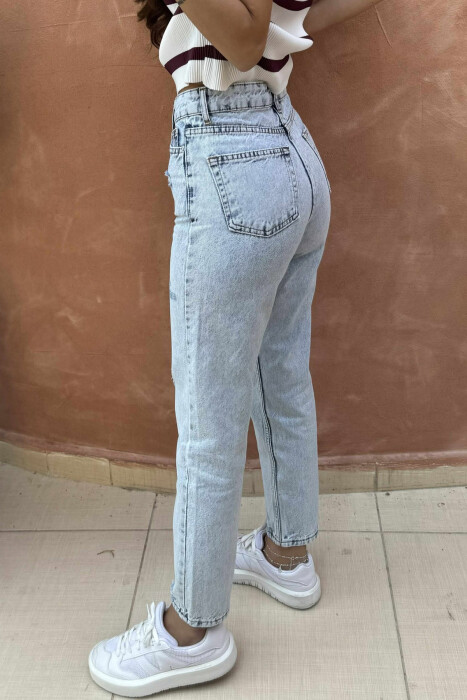 XHINSE TË THJESHTA ME GËRVISHTJE PËR FEMRA NË NGJYRËN BLU E ZBARDHUR - 4