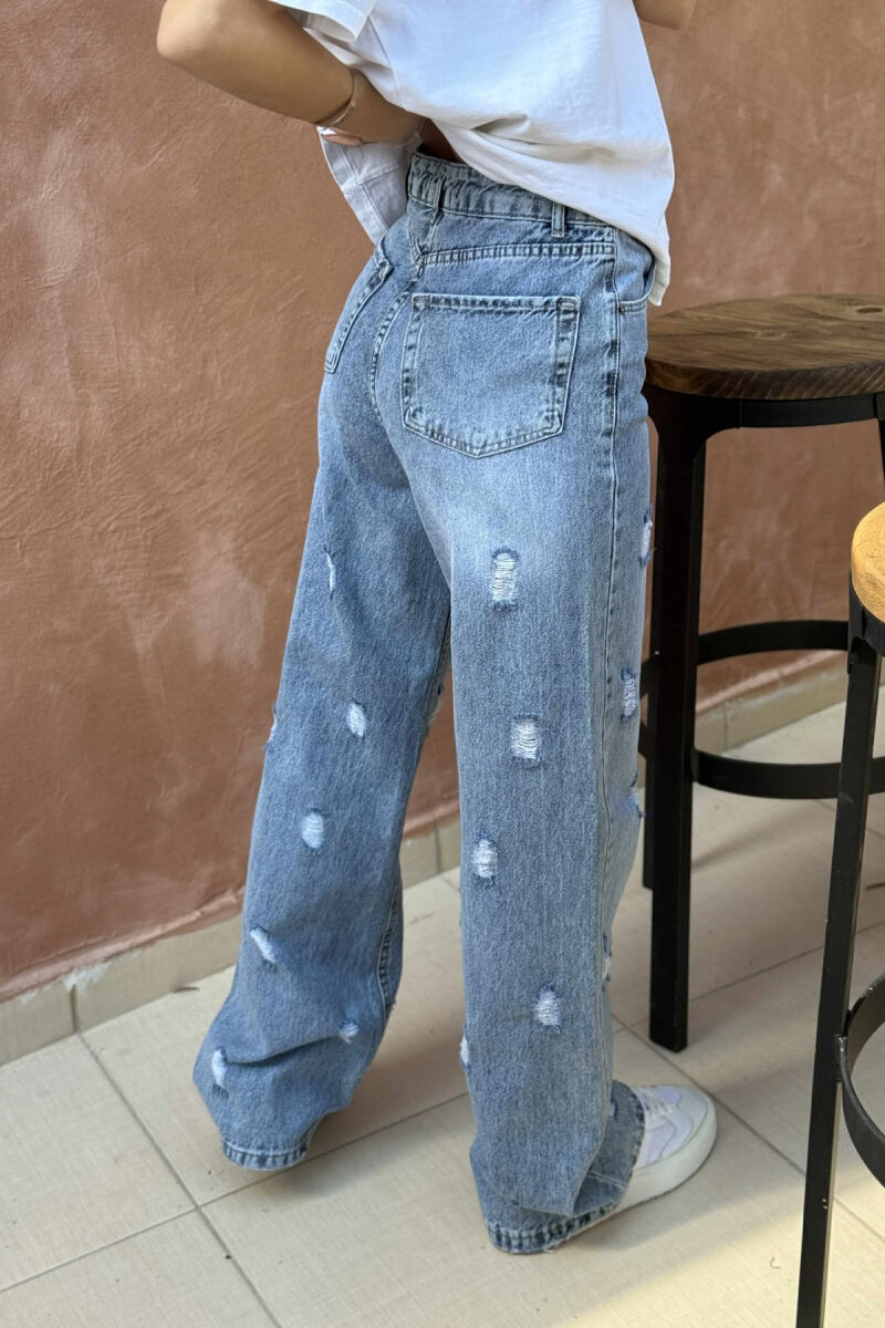 XHINSE NJË NGJYRËSHE ME GËRVISHTJE PËR FEMRA NË NGJYRËN BLU TË ZBARDHUR - 4