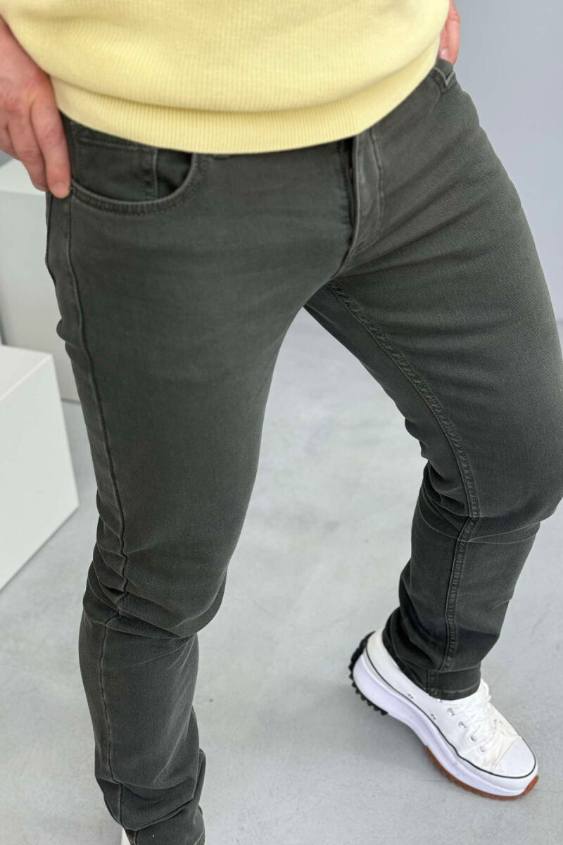 XHINSE NJË NGJYRËSHE TË THJESHTA PËR MESHKUJ NË NGJYRËN JESHILE E ERRËT - 3