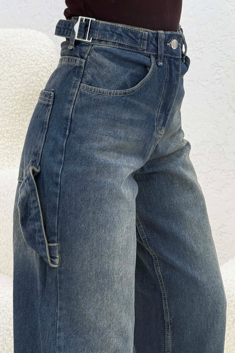 XHINSE PËR FEMRA ME DETAJIN E RRIPAVE NË NGJYRËN BLU - 4