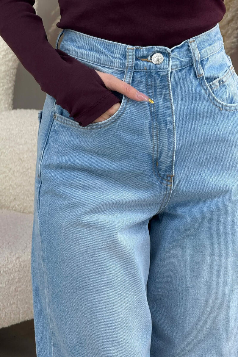 XHINSE TË GJERA ME RRIP PËR FEMRA NË NGJYRËN BLU E ZBARDHUR - 4