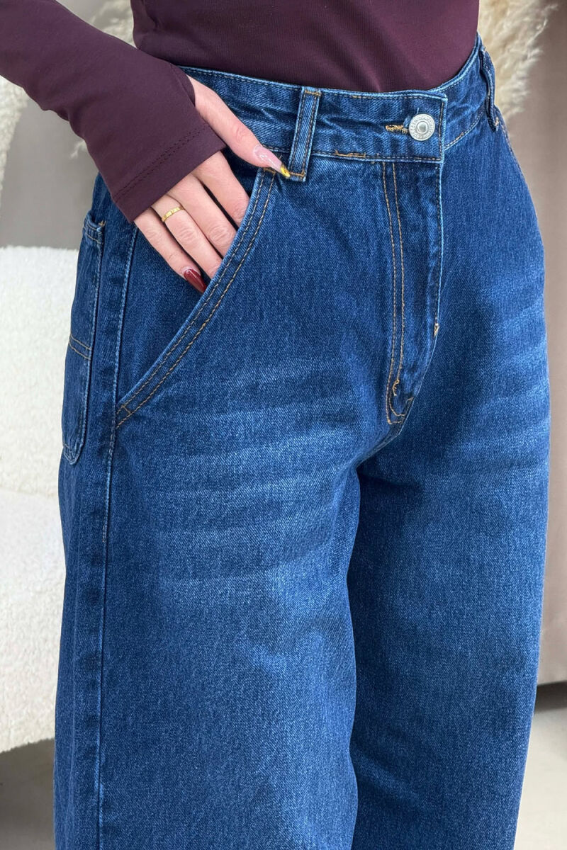 XHINSE TË GJËRA PËR FEMRA NË NGJYRËN BLU ELEKTRIKE - 5