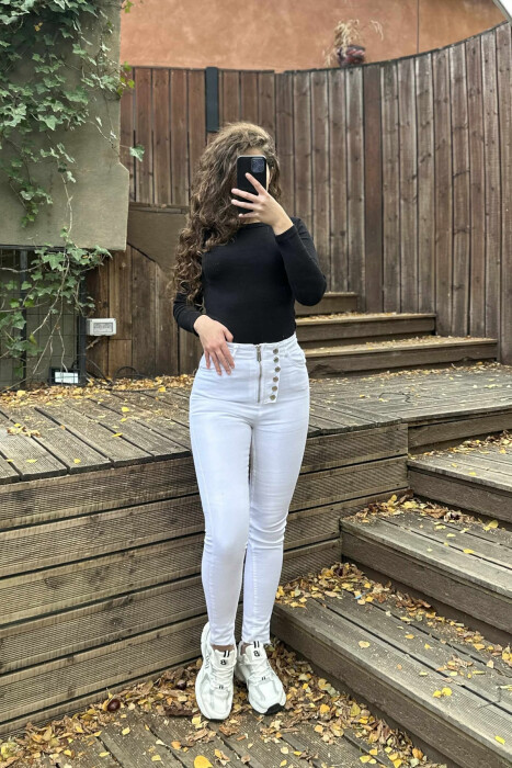 XHINSE TË NGUSHTA NJË NGJYRËSHE PËR FEMRA NË NGJYRËN E BARDHË - KLAUDIO FASHION