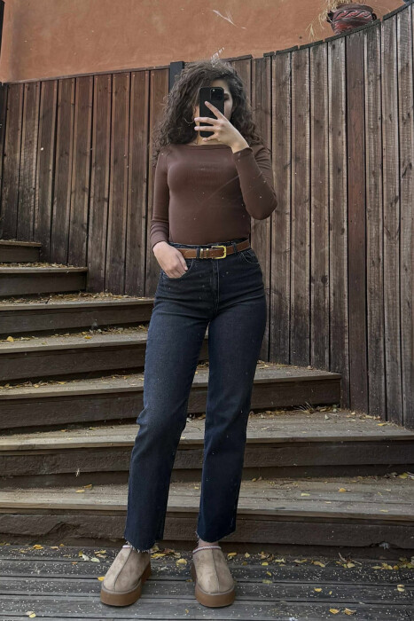 XHINSE TË THJESHTA ME DETAJIN E RRIPIT PËR FEMRA NË NGJYRËN GRI TË ERRËT - 4