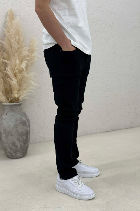 XHINSE TË THJESHTA NJË NGJYRËSHE ME ELASTICITET PËR MESHKUJ NË NGJYRË TE ZEZE - 3