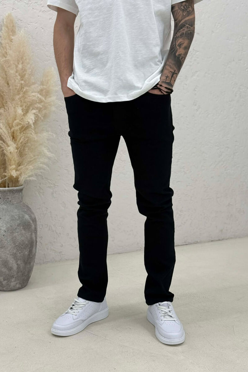 XHINSE TË THJESHTA NJË NGJYRËSHE ME ELASTICITET PËR MESHKUJ NË NGJYRË TE ZEZE - 5