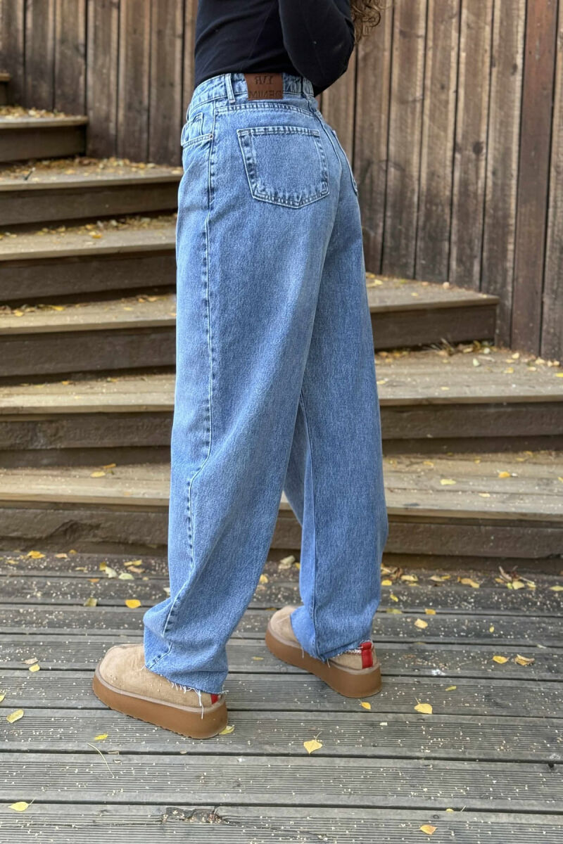 XHINSE TË THJESHTA NJË NGJYRËSHE PËR FEMRA NË NGJYRË BLU TË ZBARDHUR - 4