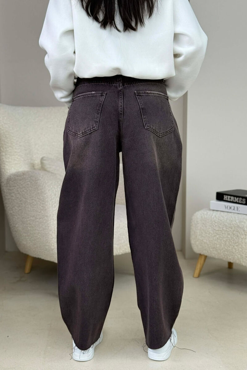 XHINSE TE THJESHTA NJE NGJYRESHE PER FEMRA NE NGJYRE KAFE - 4