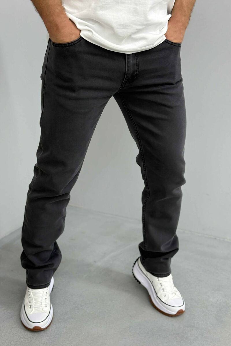 XHINSE TË THJESHTA TË RREGULLTA PËR MESHKUJ NË NGJYRË GRI TË ERRËT - 3