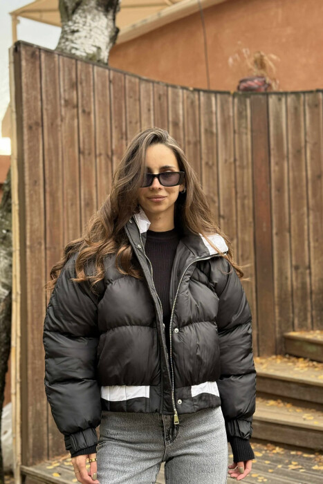 XHUP I SHKURTËR ME KAPUÇ DHE ZINXHIR PËR FEMRA NË NGJYRË TË ZEZË - 2