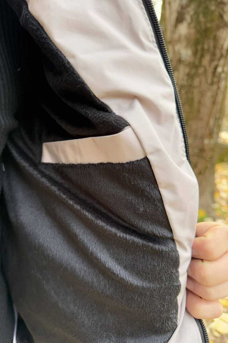 XHUP NJË NGJYRËSH ME PUSH DHE KAPUC PËR MESHKUJ NË NGJYRËN GRI E ZBARDHUR - 3