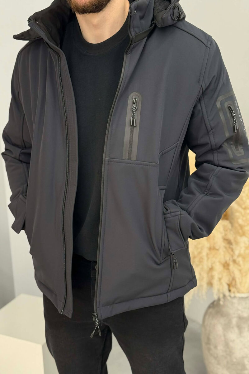 XHUP NJE NGJYRESH ME PUSH DHE XHEPA ANESORE PER MESHKUJ NE NGJYRE BLU TE ERRET - 6